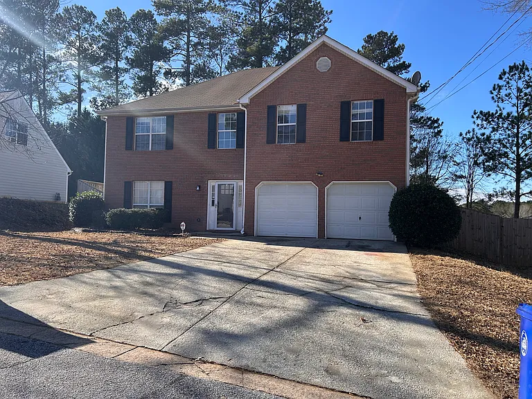 991 Carriage Trace Way — Photo 1