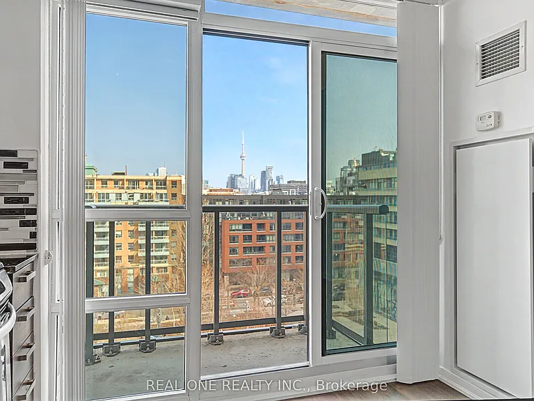 68 Abell St #846 — Photo 8