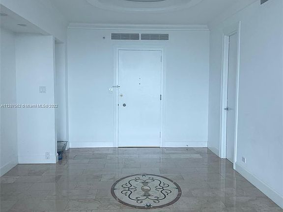 2nd image of 5055 Collins Ave Ph K/l
