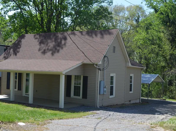 355 Linneys Mountain Rd, Taylorsville, NC 28681