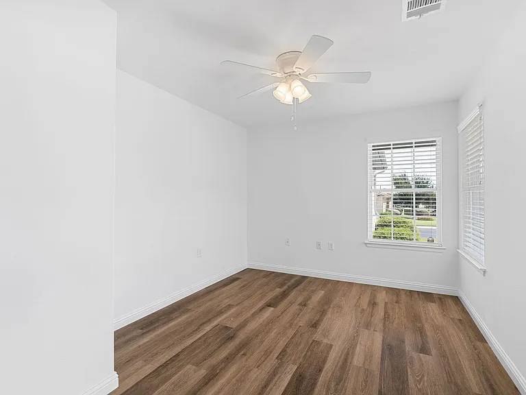 109 Monument Hill Trl — Photo 17