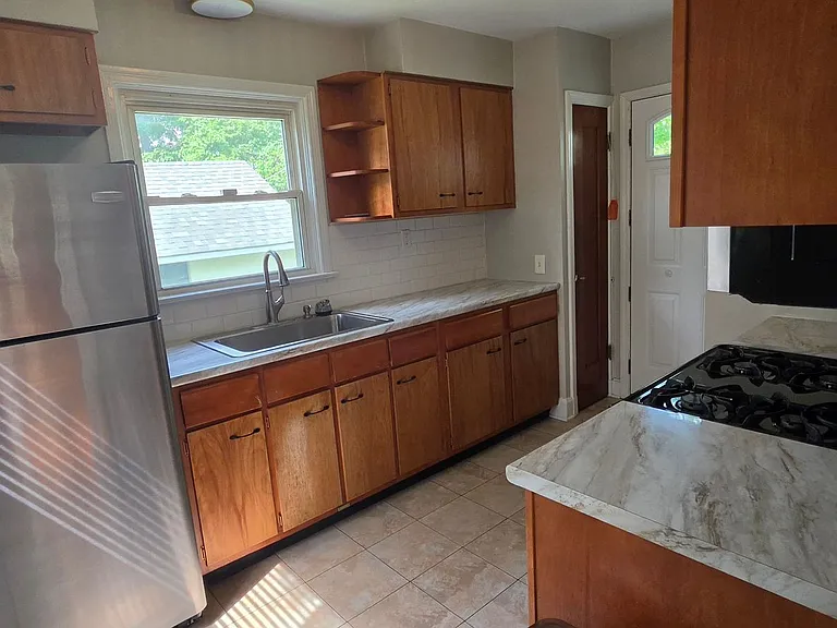7047 Mardel Ave — Photo 23