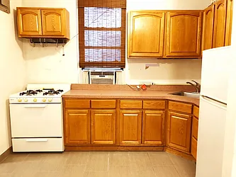 Rented by NY Space Finders Inc.