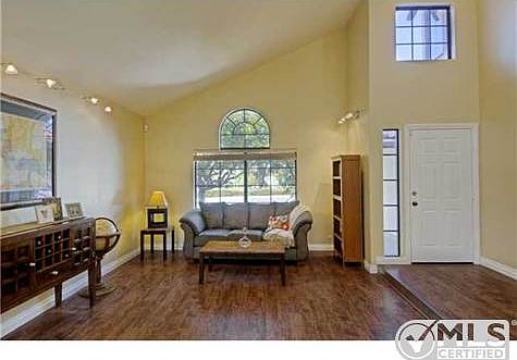 4th image of 5087 Summerhill Dr
