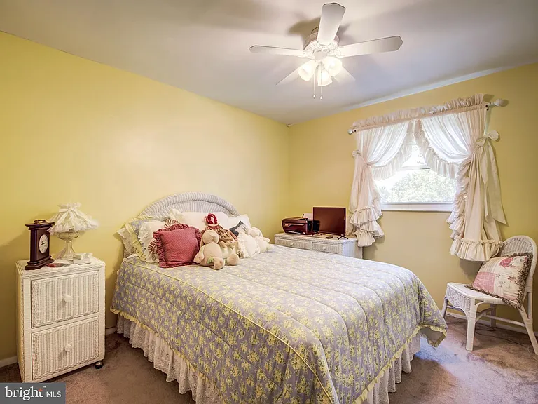12390 Boncrest Dr — Photo 16