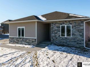 2410 Alexandra Rd, Papillion, NE 68133