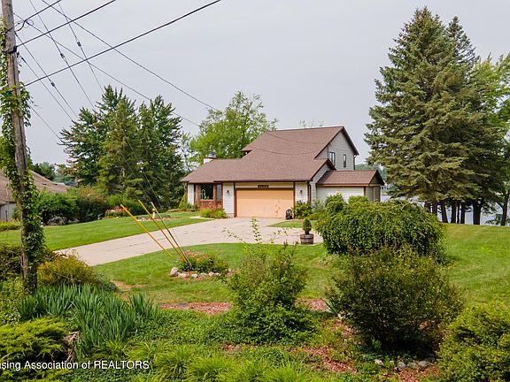 5th image of 6610 Peninsula Way