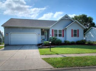 323 Turtle Crk, Lagrange, OH 44050