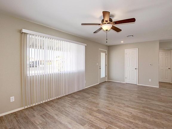 4th image of 11051 W Sun City Blvd