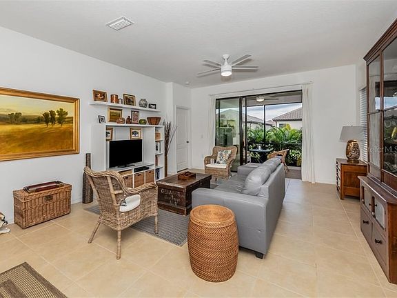 5th image of 245 Livorno Way