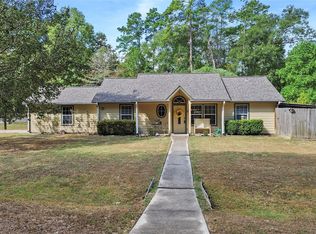 11095 Royal Forest Dr, Conroe, TX 77303