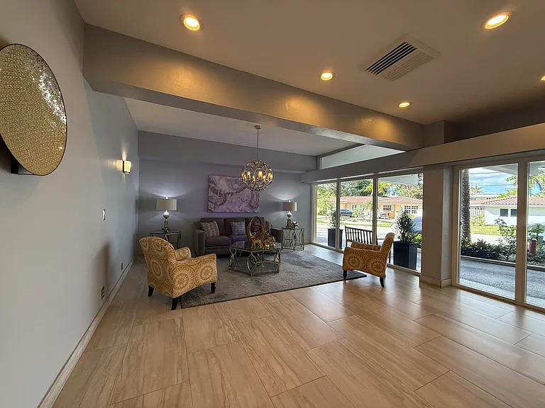 1200 Hibiscus Ave #806 — Photo 8