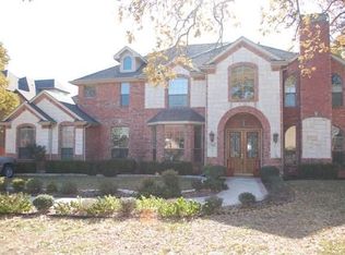 3848 W Pioneer Dr, Irving, TX 75061