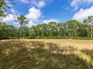 2 Barclay Ct, East Hampton, NY 11937