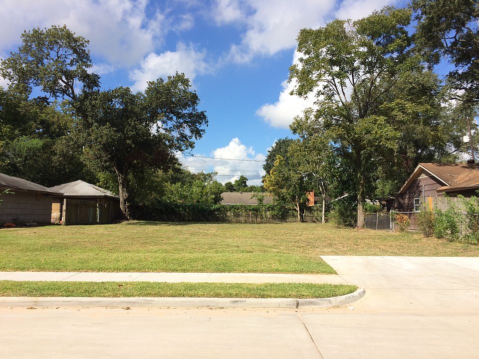 1st image of 1937 Lynnview Dr
