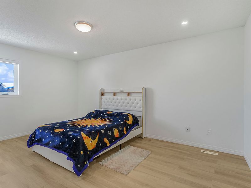 Edmonton House for rent - 4 Bedrooms — photo 17