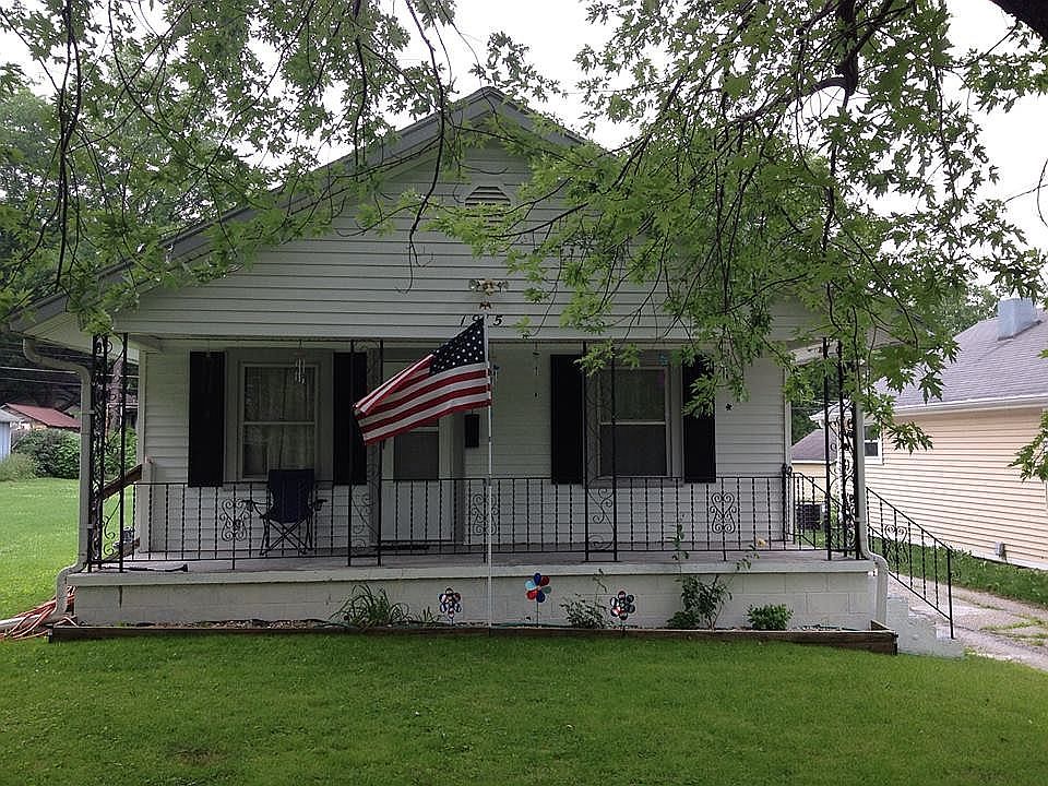 2nd image of 1915 S Hardy Ave