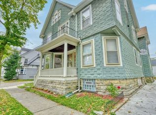 371 Alexander St, Rochester, NY 14607