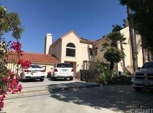 3566 Beverly Glen Blvd, Sherman Oaks, CA 91423