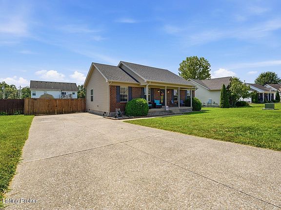 4th image of 281 Crossfield Dr