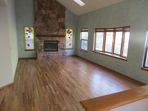 New Hardwood Floors-family room