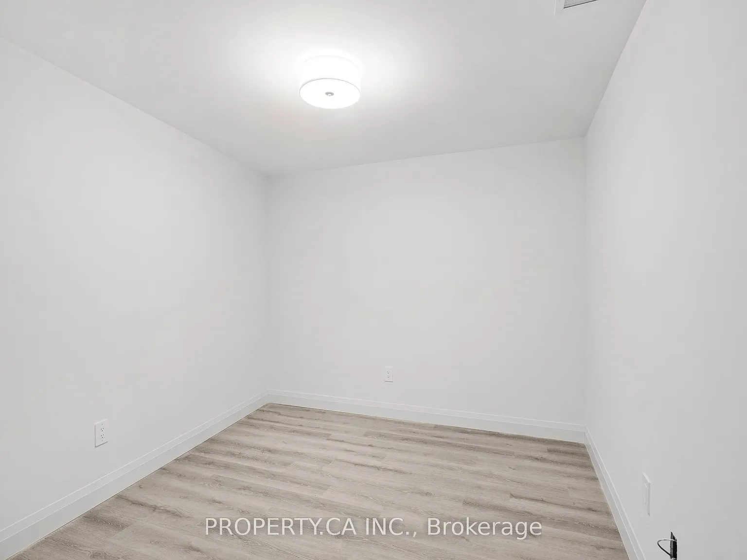2 bed, $1,800 — Photo 3