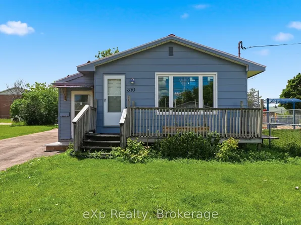 370 Sidney St, Belleville, ON K8P 3Z6