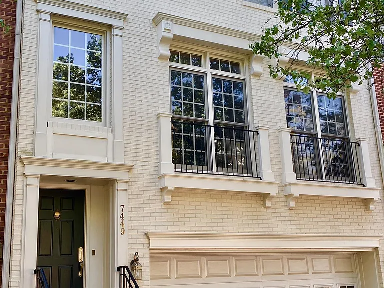7449 Carriage Hills Dr — Photo 1