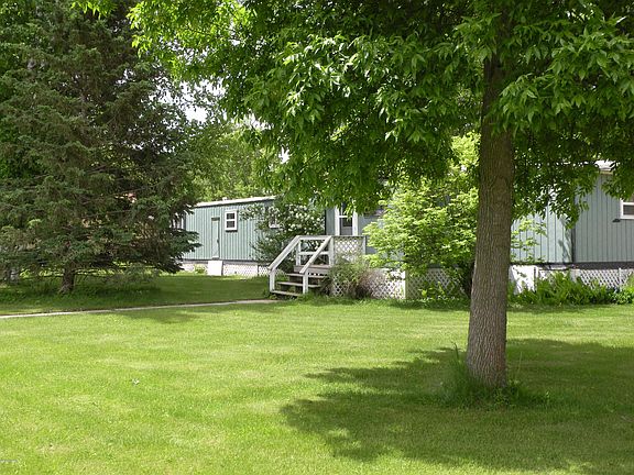 2nd image of 304 Bloomington Ave