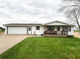 12934 Circle Ridge Rd, Sherrill, IA 52073