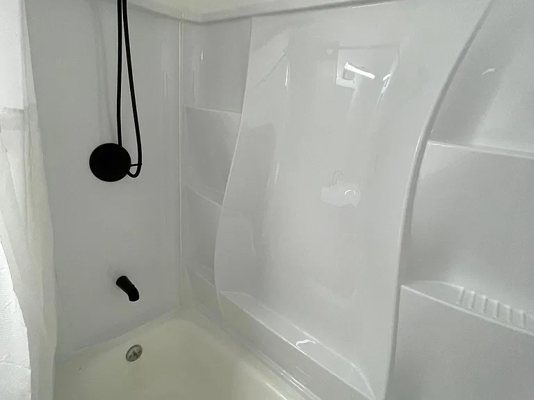 285 NW 16th St #2 — Photo 9