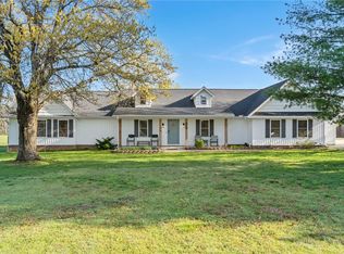 9248 E McNelly Rd, Bentonville, AR 72712