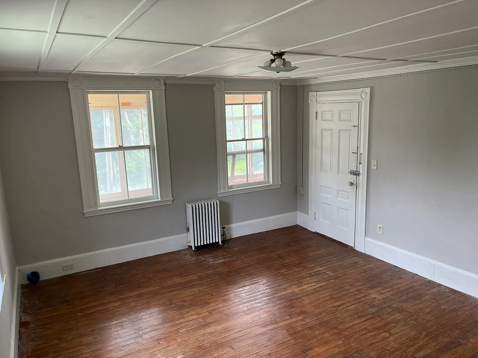 124 W Main St — Photo 2