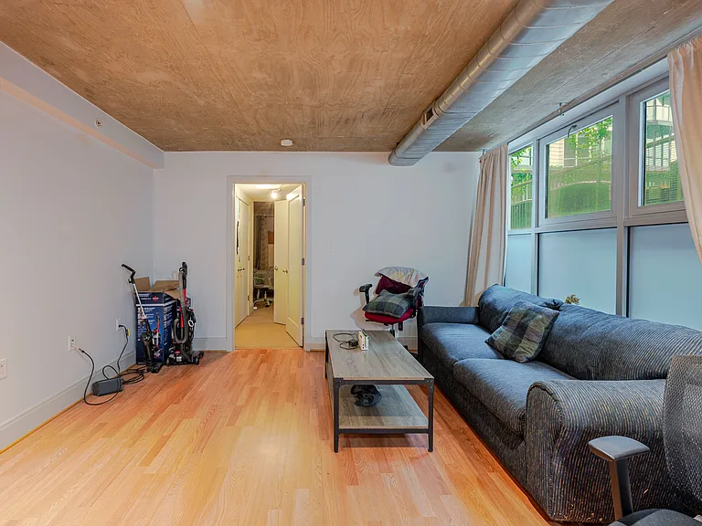 929 Florida Ave NW #12 — Photo 3
