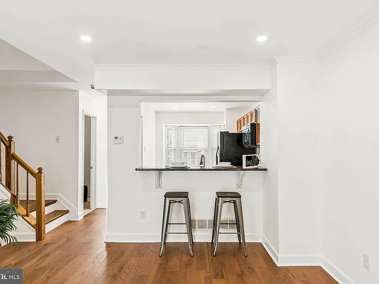 3820 Rolling Way — Photo 14