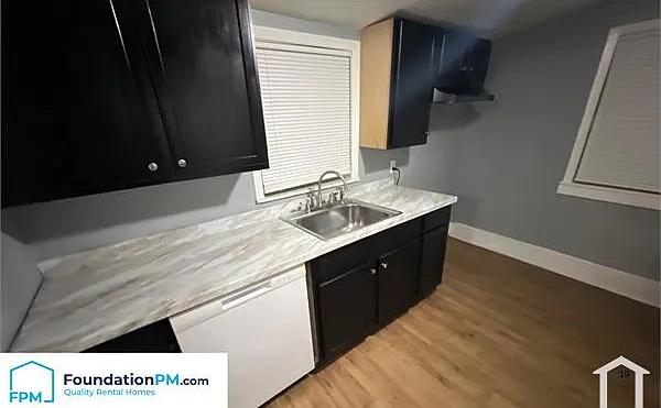 2843 Woodlawn Ter — Photo 4