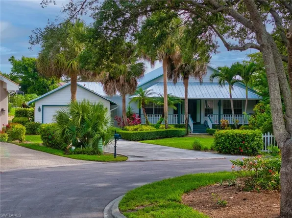 3988 Reflection CT, NAPLES, FL 34109