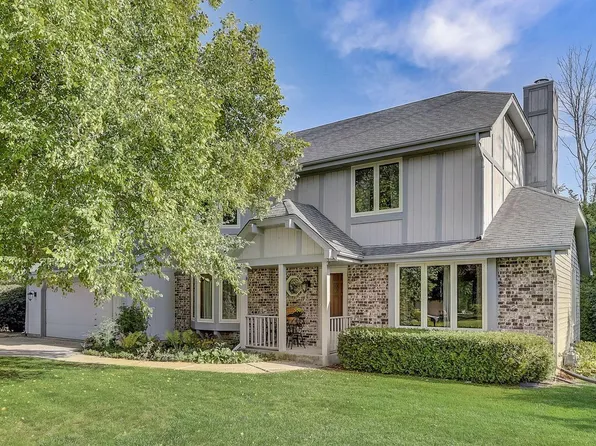 S68W17631 East DRIVE, Muskego, WI 53150