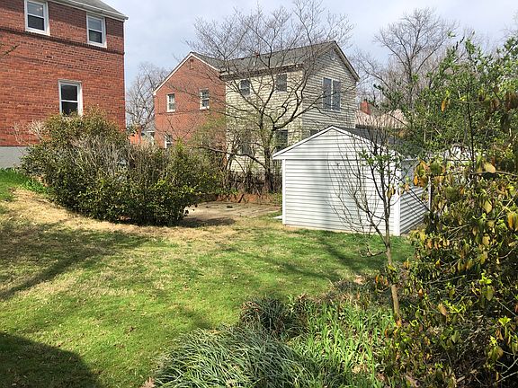 4th image of 1017 N Livingston St