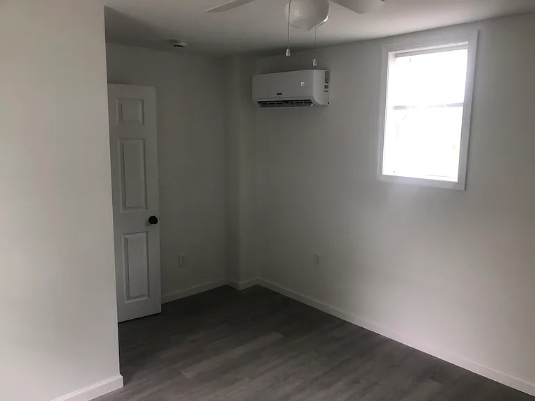 12 Jefferson St — Photo 11