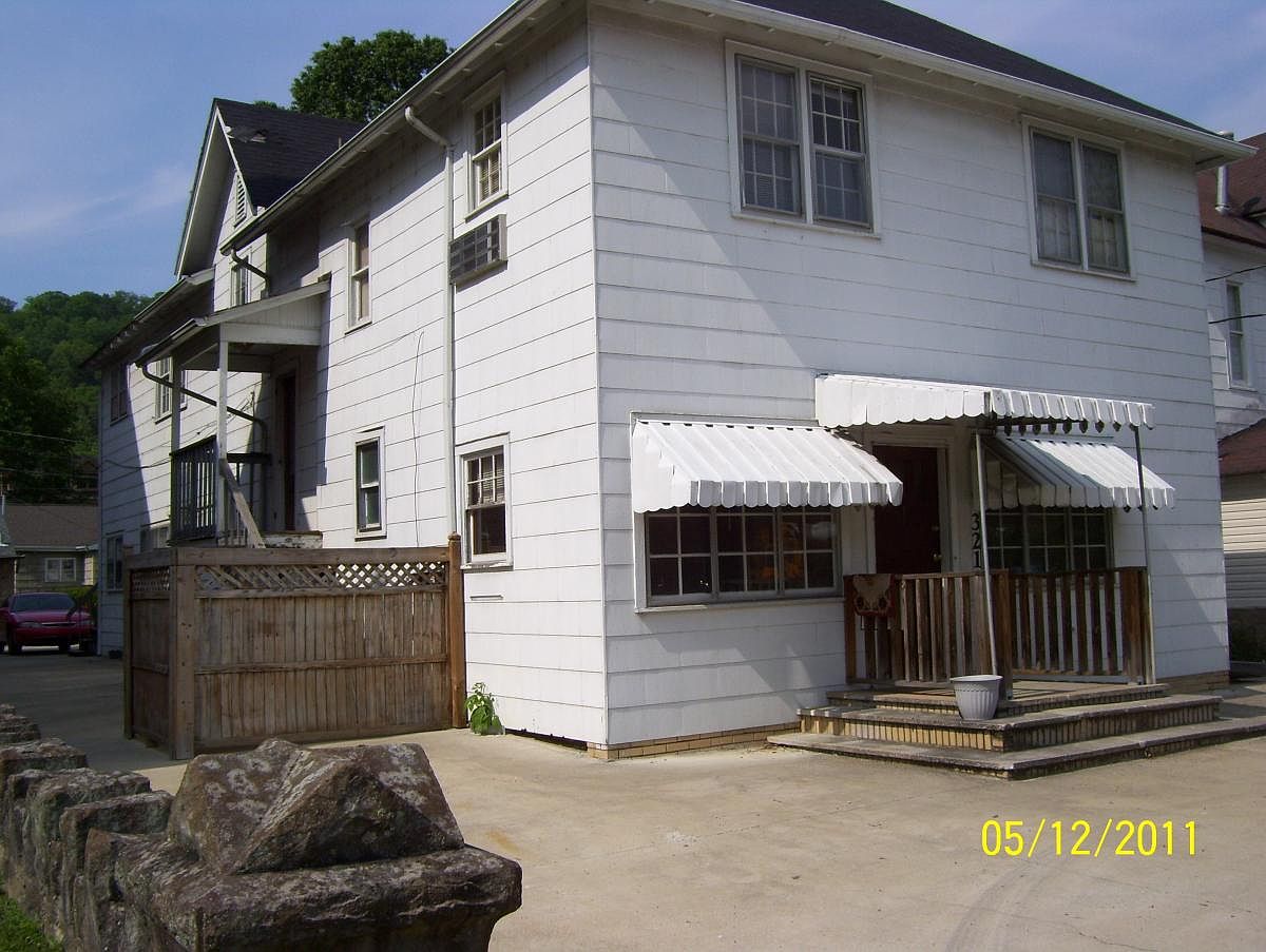 321 3rd St APT 2, Paintsville, KY 41240 Zillow