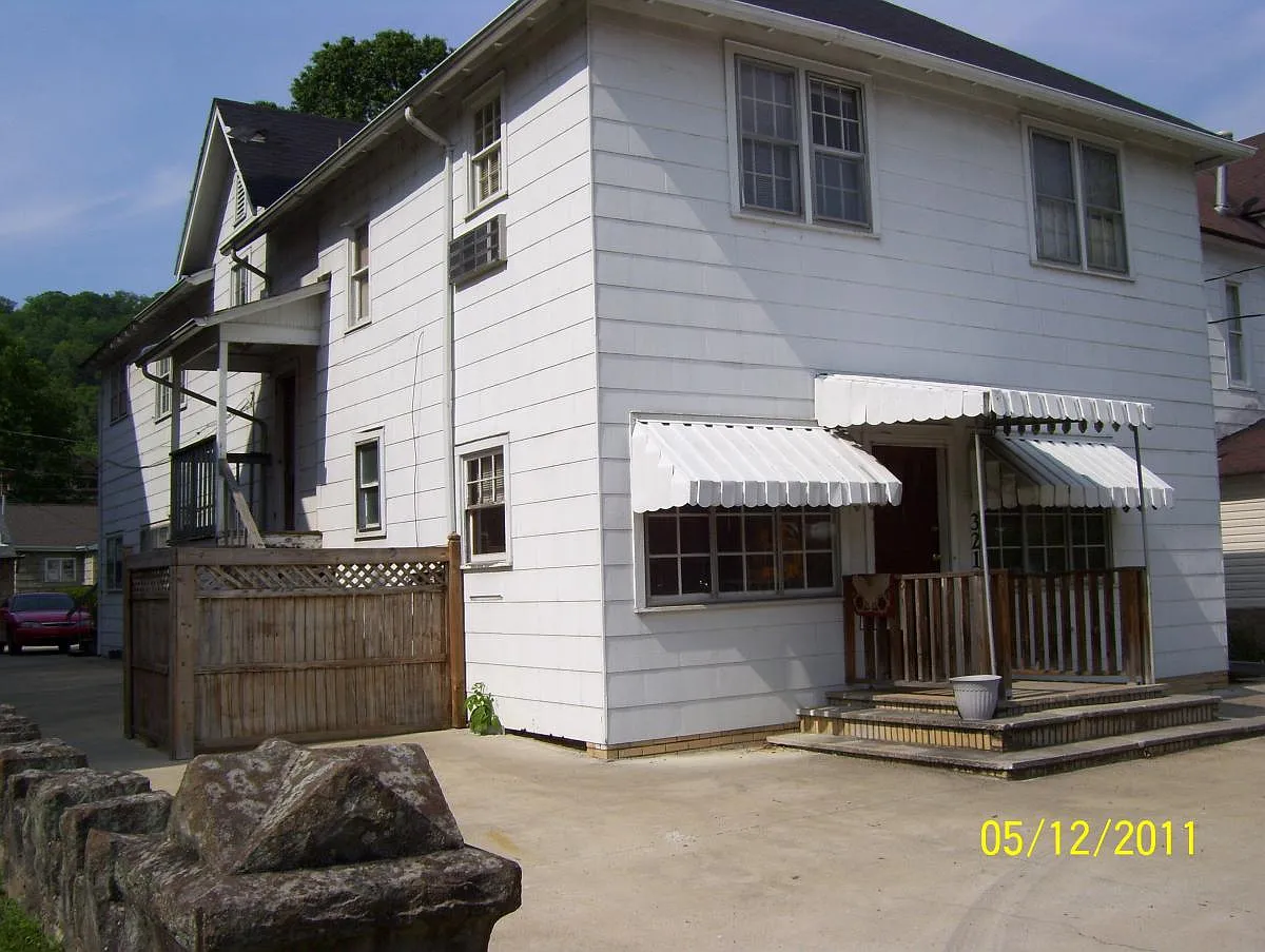 321 3rd Street 5 Family Bldg