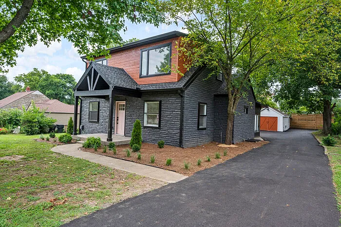 2 bed, 2.5 bath, 1890 sqft, $2,900 — Photo 4