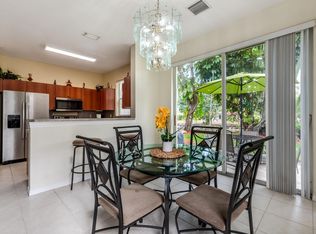 287 River Bluff Ln, Royal Palm Beach, FL 33411