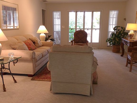 Living room 1