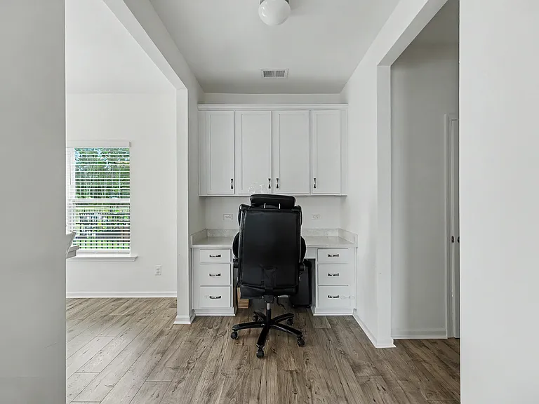 691 Snow Owl Dr — Photo 22