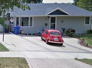 52 17 1/2 Ave N, Fargo, ND 58102