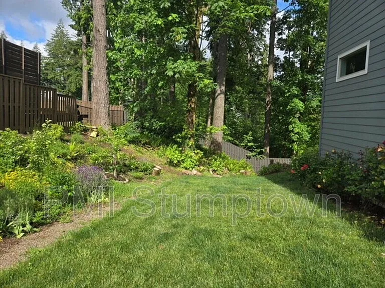 9645 SE Jeanne Rd — Photo 23