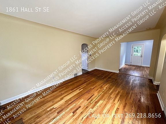 4th image of 1861 Hall St SE