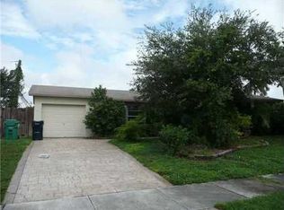 19025 SW 91st Ave, Cutler Bay, FL 33157